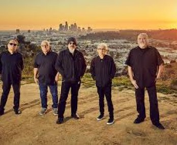 Los Lobos