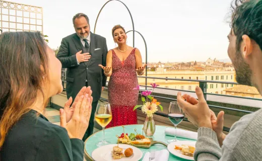 Ópera y Aperitivo en el Rooftop de Trastevere